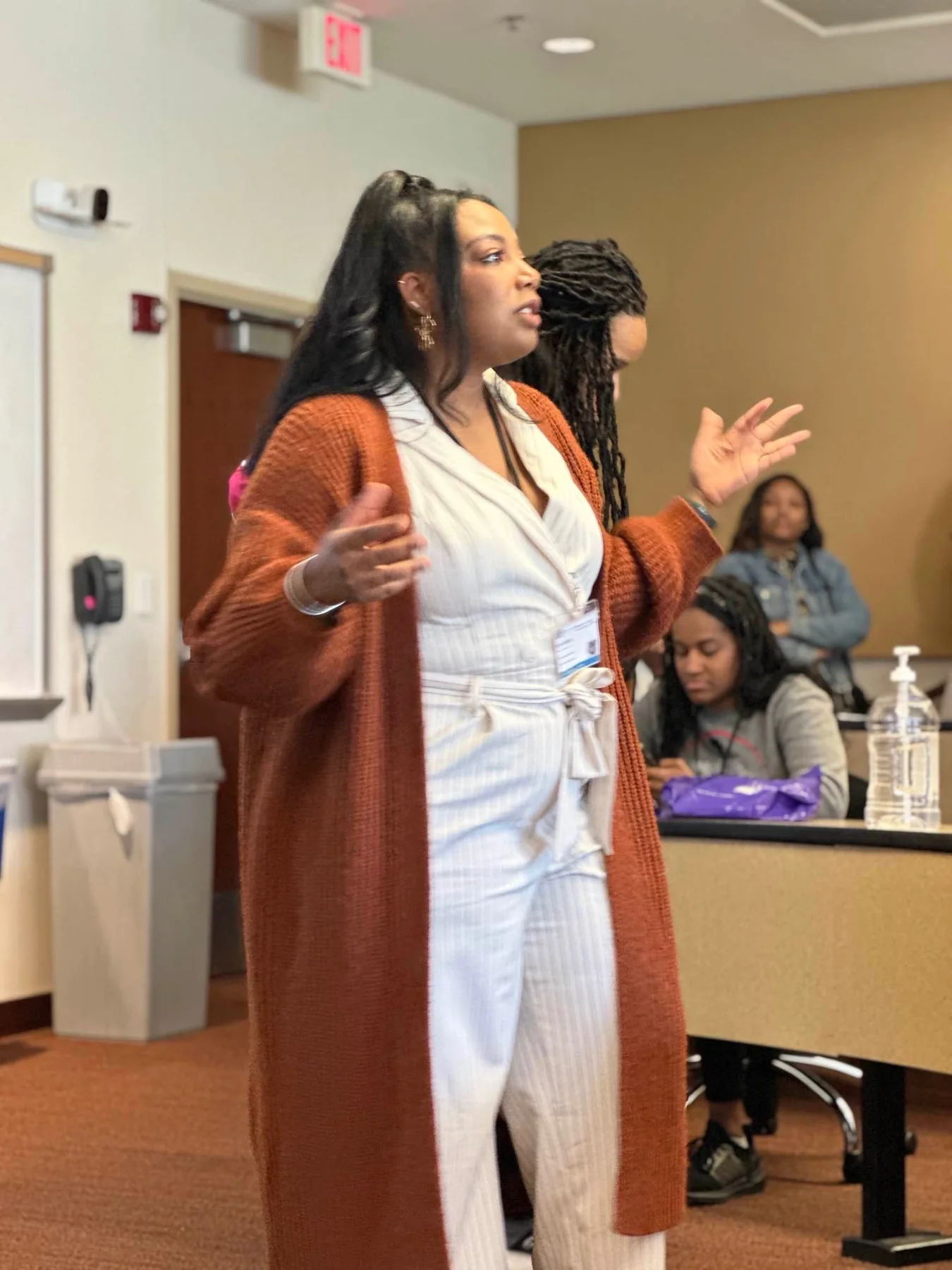 Kyra teaching during a community learning session